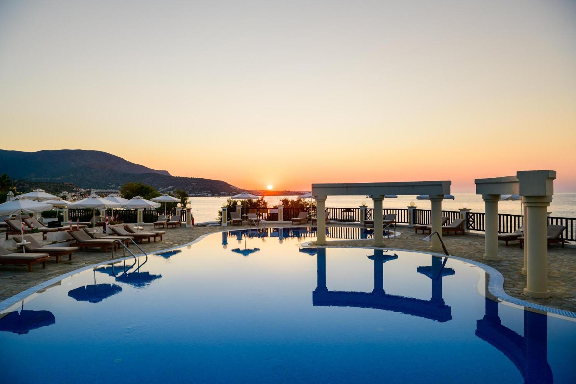 Alexander Beach Hotel & Village Resort Malia Exterior foto