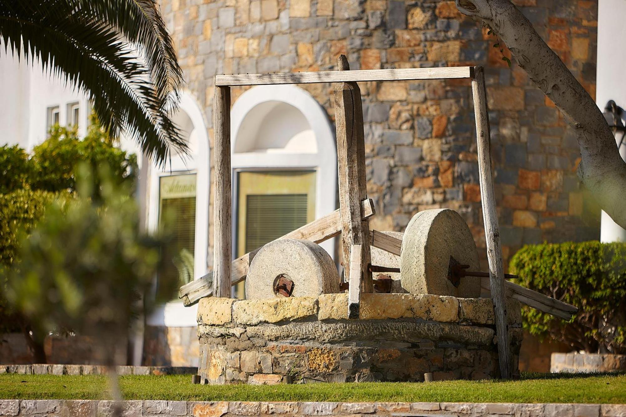 Alexander Beach Hotel & Village Resort Malia Exterior foto